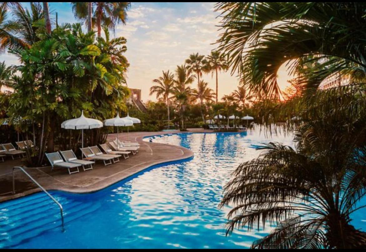 Готель Grand Luxxe With Free Golf Нуево-Вальярта Екстер'єр фото