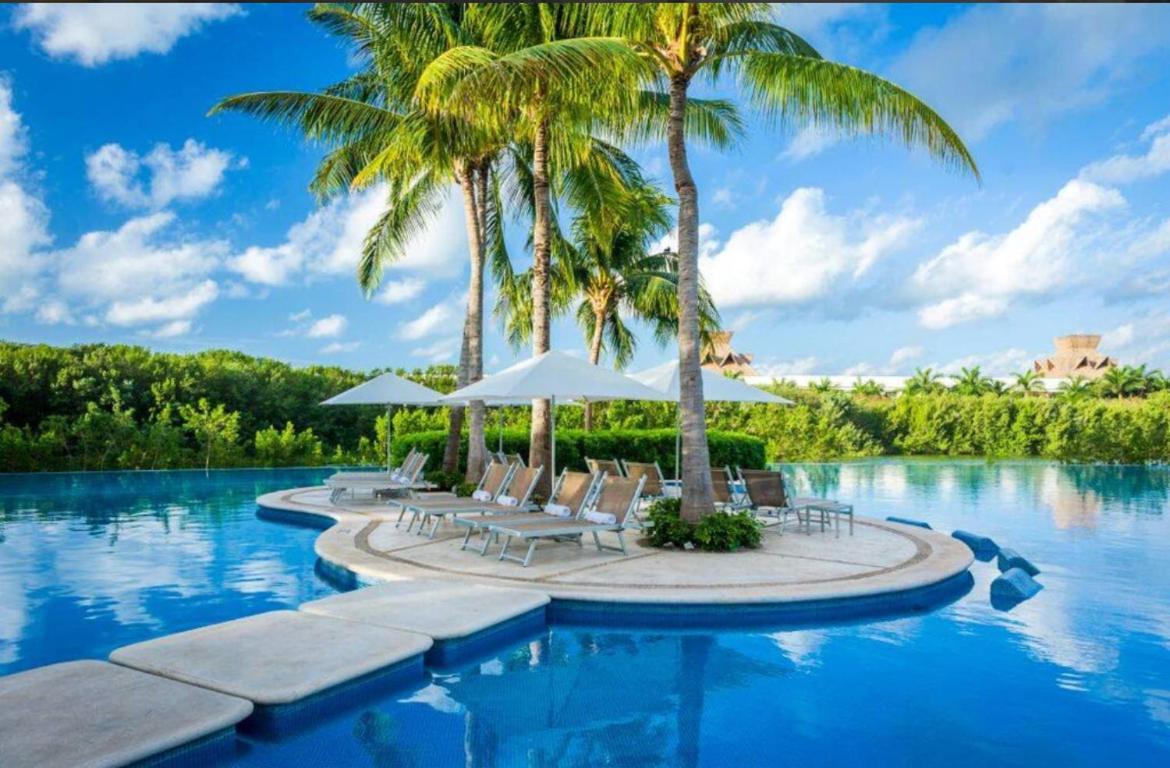 Готель Grand Luxxe With Free Golf Нуево-Вальярта Екстер'єр фото